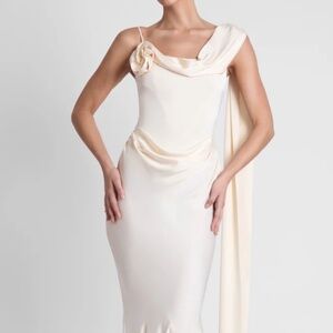 NWT Leau CELINE CORSET DRAPE SATIN GOWN - IVORY